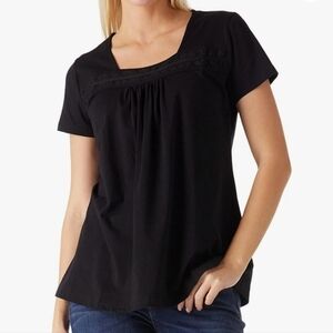 BNWT Women's square neck short sleeved Tee, loose and lace pleated tunic!